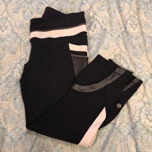 Lululemon leggings!